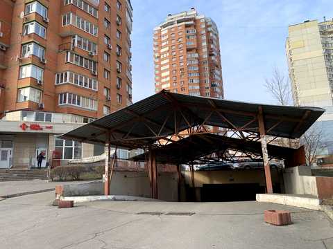 паркомісце за адресою Костянтина Данькевича вул., 14