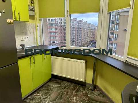 квартира за адресою Братська вул., 24