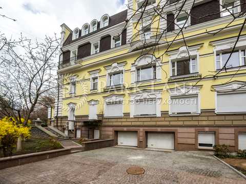 комерційна за адресою Саксаганського вул., 67