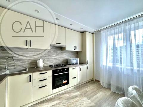 квартира за адресою Михайла Лушпи просп. (Космонавтів), 5
