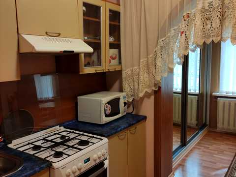 квартира по адресу Героев Днепра ул., 77