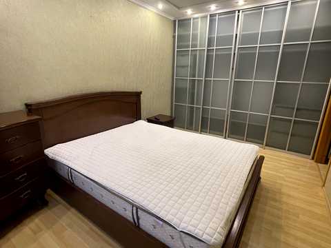 квартира за адресою Металургів вул., 32-Б