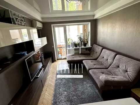 квартира по адресу Строителей ул., 9