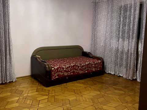 квартира за адресою Академіка Корольова вул., 83