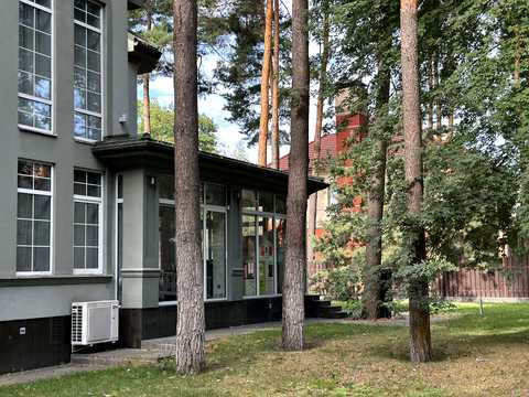 дом по адресу Центральна ул.