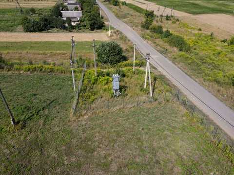 комерційна за адресою 8 березня, 11
