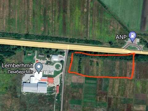 ділянка за адресою смт. Запитів, Київська траса