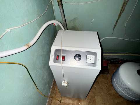 комерційна за адресою Миколи Світальського вул., 8а