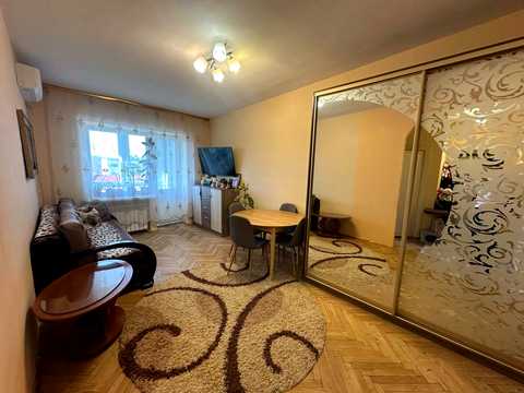 квартира за адресою Професора Яреми вул., 4