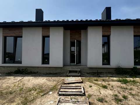 дом по адресу Кулика і Гудачека ул. (Макарова)