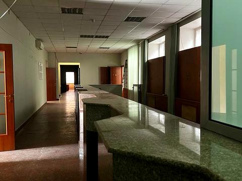 комерційна за адресою Велика Арнаутська вул., 2б