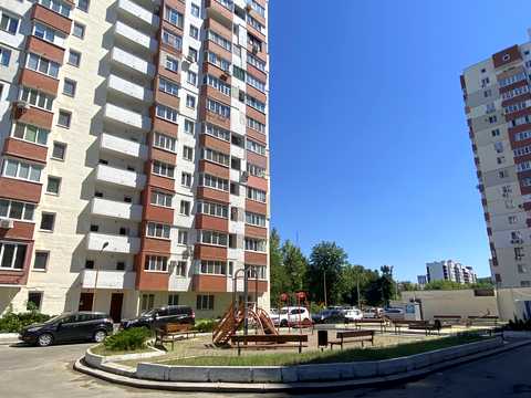 квартира за адресою Тракторобудівників просп., (94в)