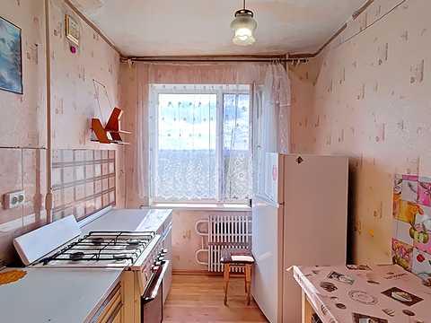 квартира за адресою Калинова вул., 83