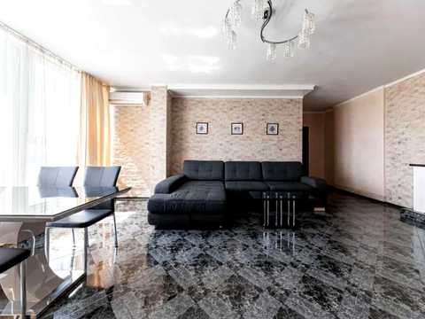 квартира по адресу Петропавловская ул., 40