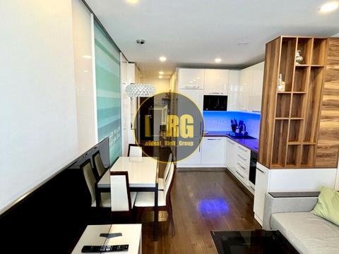 квартира за адресою Регенераторна вул., 4 к1