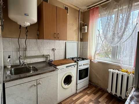 квартира за адресою Олексія Вадатурського вул. (Маршала Малиновського), 1