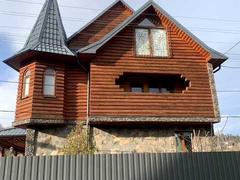 будинок за адресою Галана