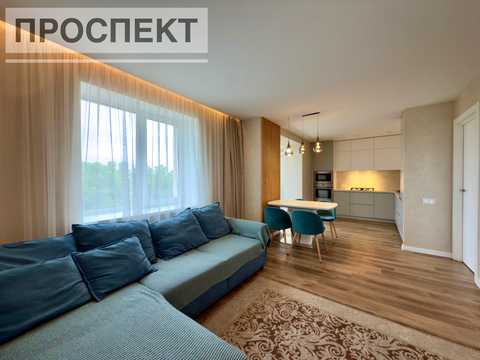 квартира за адресою Михайла Лушпи просп. (Космонавтів), 2/2