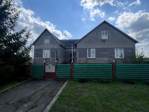 дом по адресу Провулок Вишневий, 10