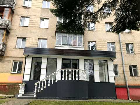 комерційна за адресою Соборна вул., 7