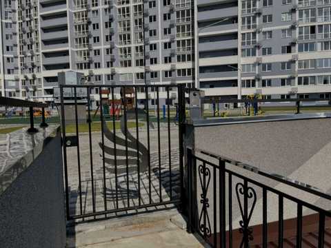 квартира по адресу Ревуцкого ул., 40-В