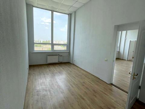 комерційна за адресою Слобожанський просп. (ім. газети Правда), 29