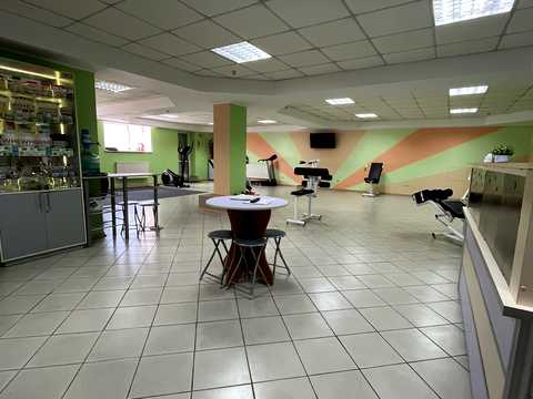 комерційна за адресою Василіянок вул., 62