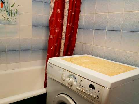 квартира за адресою Анни Ахматової вул., 25