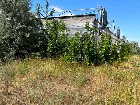 коммерческая по адресу Центральная ул., 1