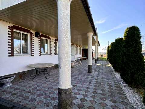 комерційна за адресою с. Тарашани, Озерна, 26