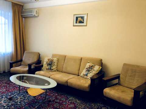 квартира по адресу Печерский спуск, 13