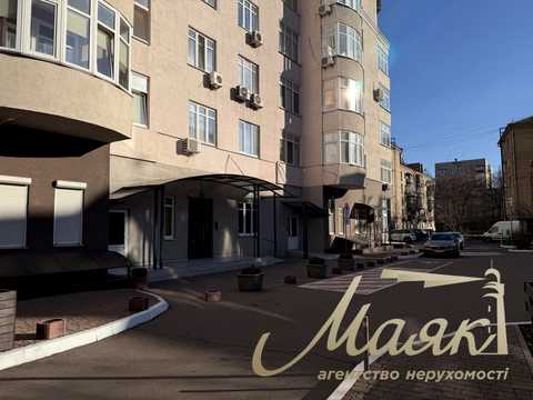 квартира за адресою Преображенська вул. (Івана Клименка), 8-Б