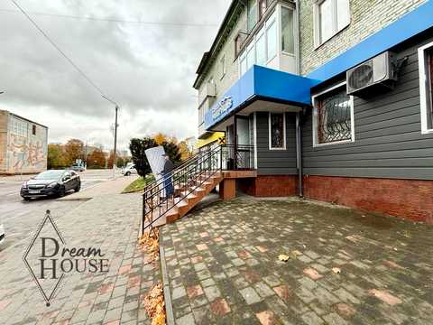 комерційна за адресою Перемоги просп., 4