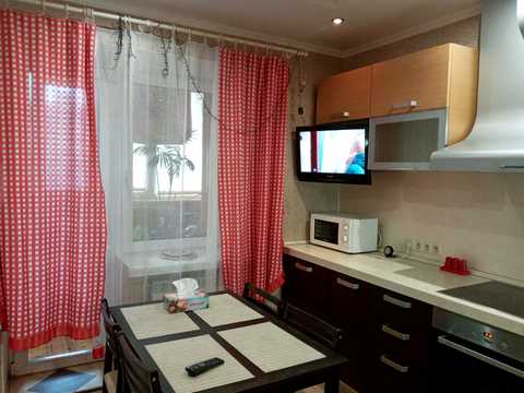 квартира по адресу Ревуцкого ул., 5