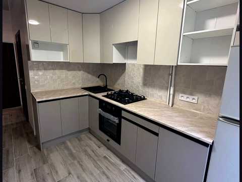 квартира за адресою Калинова вул., 77