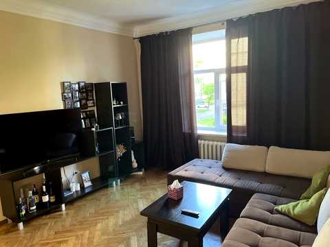 квартира по адресу Строителей ул., 34/1