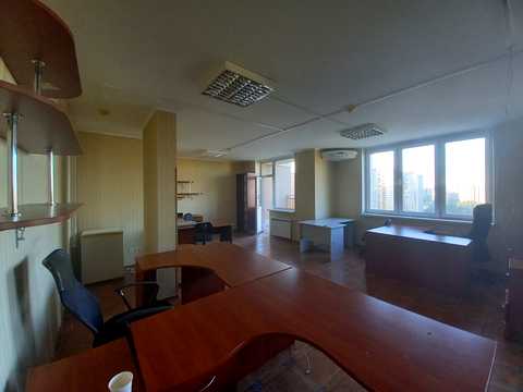 комерційна за адресою Василя Касіяна вул., 2/1