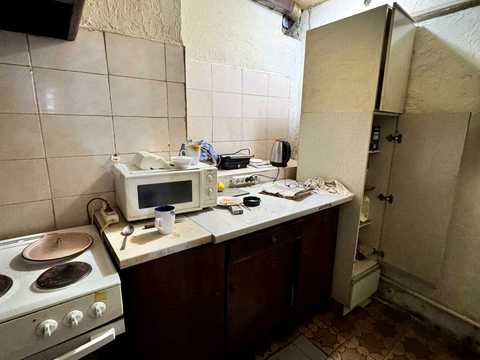 комерційна за адресою Кайндля Раймунда Фрідріха вул. (Челюскінців), 15