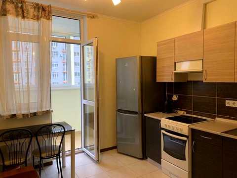 квартира за адресою Сім'ї Кульженків вул. (Петра Дегтяренка), 35