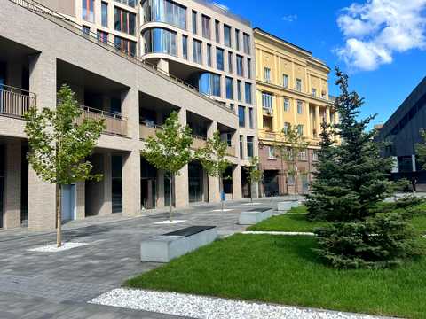 коммерческая по адресу 93-ї Холодноярської Бригади ул., 4а