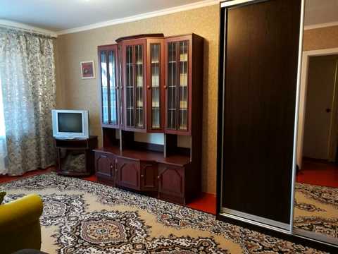 квартира за адресою Червоний камінь, 5