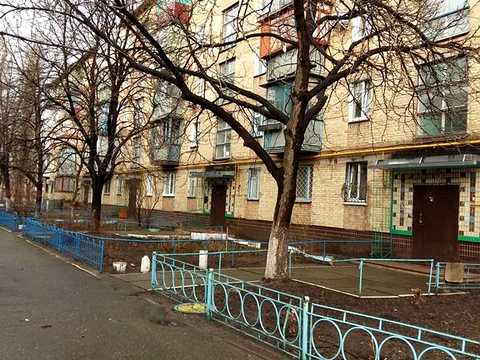 квартира за адресою Ореста Левицького вул. (Академіка Курчатова), 19
