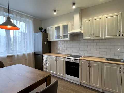 квартира за адресою Перлинна вул., 1б
