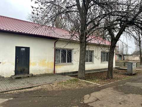 комерційна за адресою Апостолове, Вокзальна вул., 71