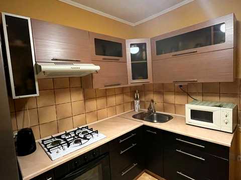 квартира за адресою Інститутська вул., 8/1