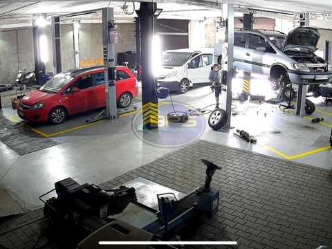 коммерческая по адресу Комунальна, 3а