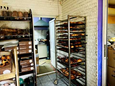 комерційна за адресою Северинівська вул. (Жовтнева), 1б