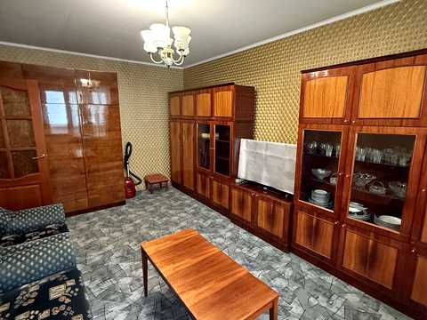квартира за адресою Анни Ахматової вул., 13-А