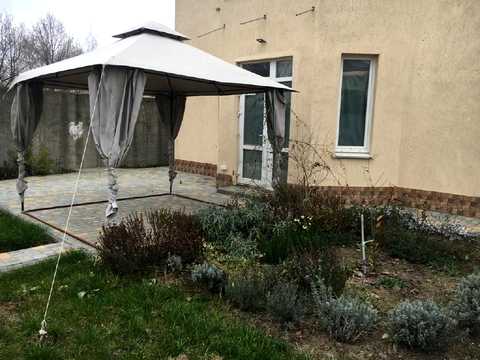 будинок за адресою Лабораторна вул.