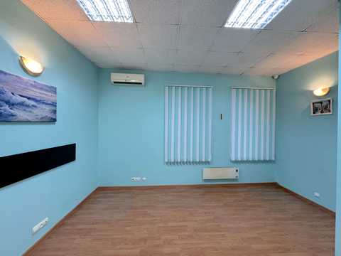 комерційна за адресою Прохоровська вул., 7